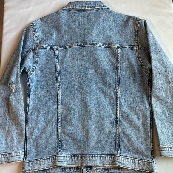 Denim Jacket with Button Closure - Picture 2 of 4